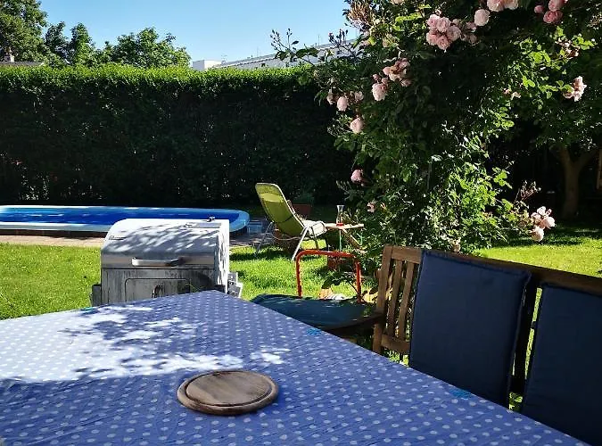 Christl - Mit Garten Und Pool Zur Mitbenutzung *